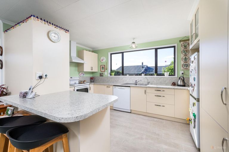 Photo of property in 1 Pitman Place, Waimate, 7924