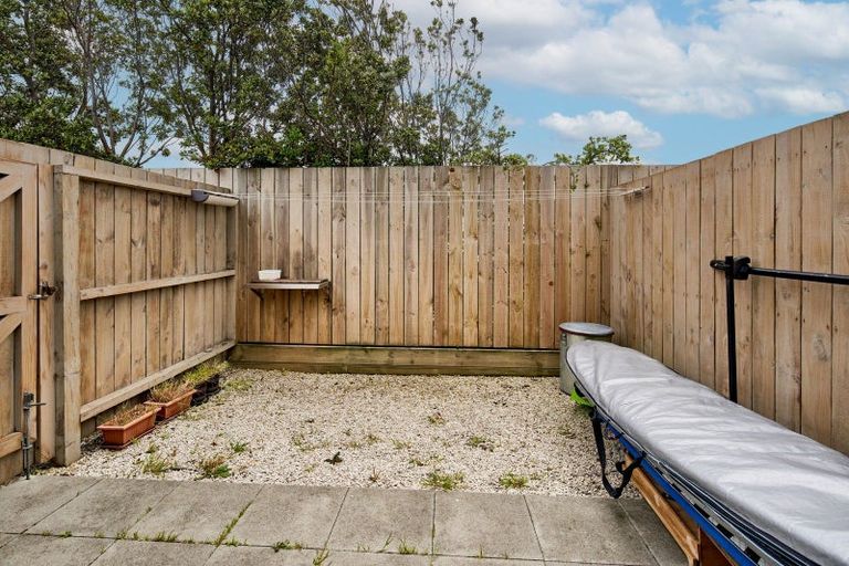 Photo of property in 10/36 Tacy Street, Kilbirnie, Wellington, 6022