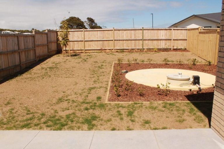 Photo of property in 16b Marine Garden Crescent, Beachlands, Auckland, 2018