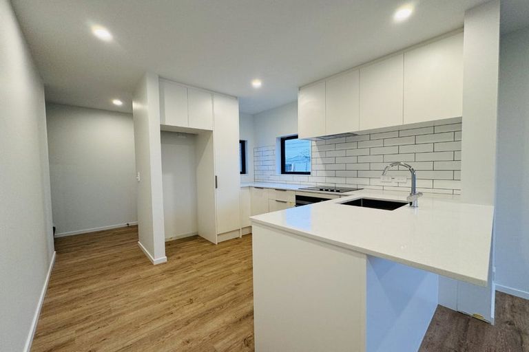 Photo of property in 1/106 Somerfield Street, Somerfield, Christchurch, 8024