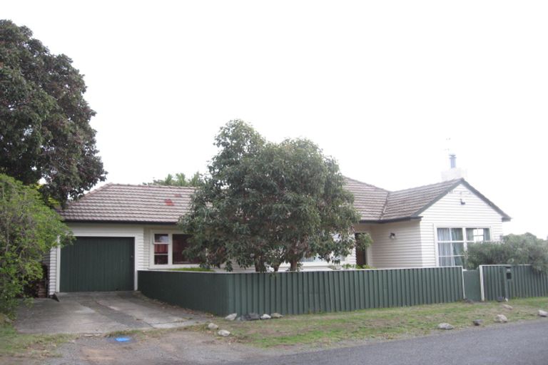 Photo of property in 10 Karaka Grove, Raumati Beach, Paraparaumu, 5032