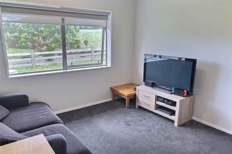 Photo of property in 6 Michelia Lane, Kaukapakapa, Helensville, 0875