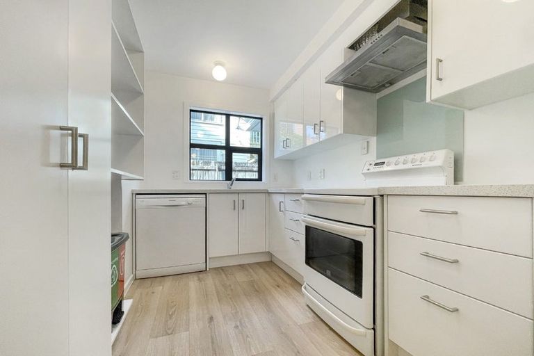 Photo of property in 4/2 Malcolm Lane, Thorndon, Wellington, 6011