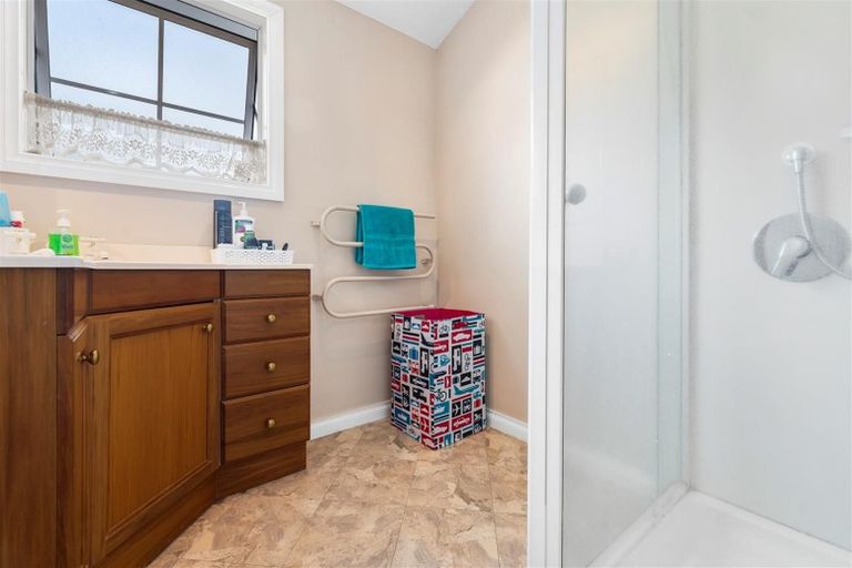 Photo of property in 67a Robinson Avenue, Holdens Bay, Rotorua, 3010