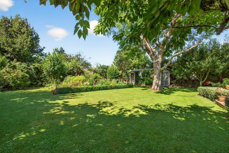 Photo of property in 148 West Street, Greytown, 5712