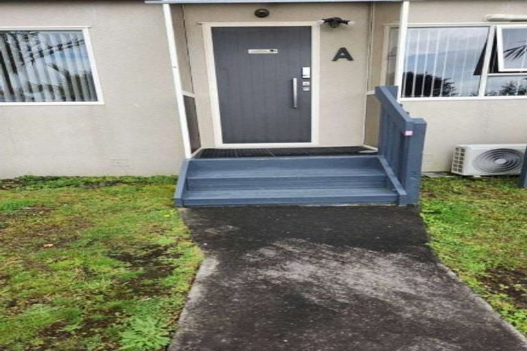 Photo of property in 14 Bruce Road, Glenfield, Auckland, 0629