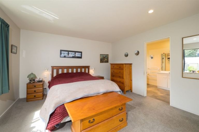 Photo of property in 3 Robinson Street, Rakaia, 7710