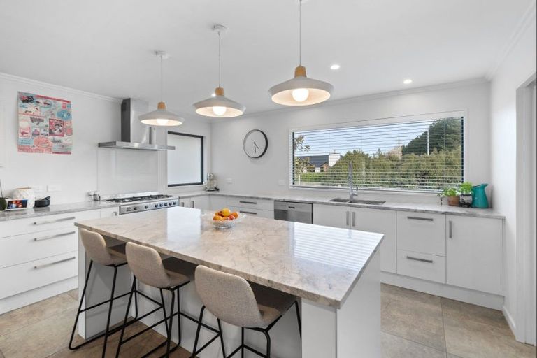 Photo of property in 1 Kingsdowne Drive, West Melton, 7618