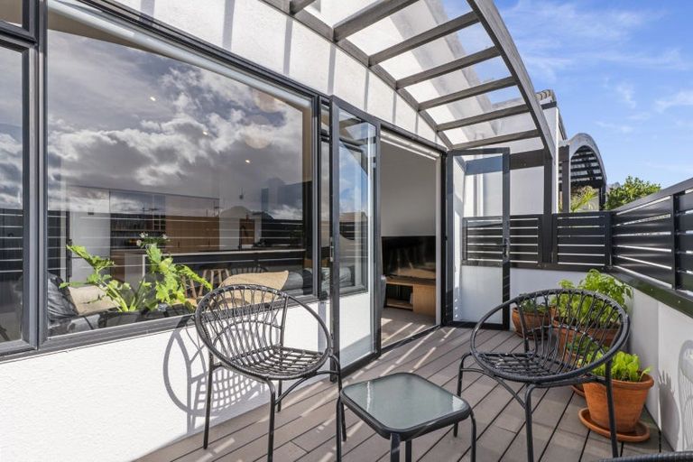 Photo of property in 22d Miro Street, Mount Maunganui, 3116