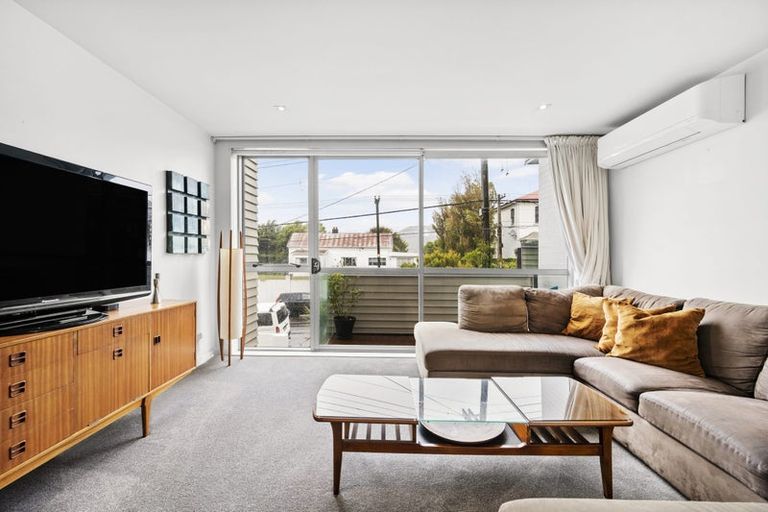 Photo of property in The Altair, 13/120 Rintoul Street, Newtown, Wellington, 6021