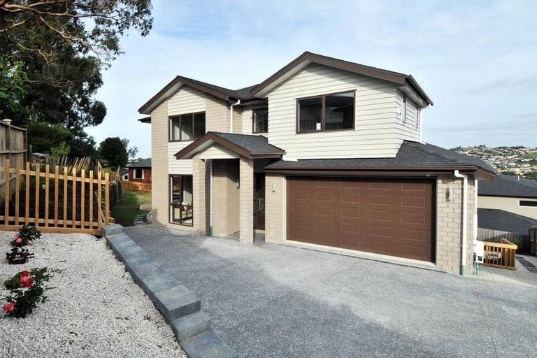 Photo of property in 87 Travis View Drive, Fairview Heights, Auckland, 0632