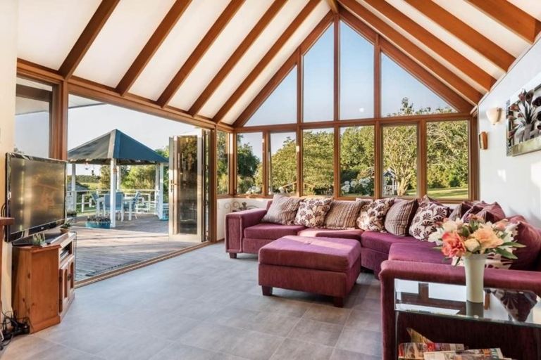 Photo of property in 490 Fitzgerald Road, Drury, 2577