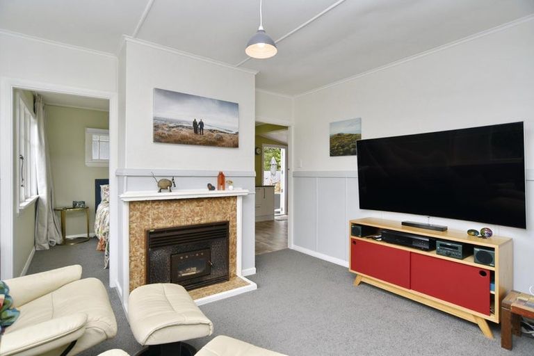 Photo of property in 17 Penfold Square, Leithfield, 7481