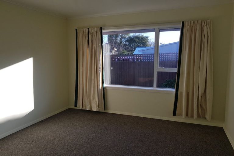 Photo of property in 2/480 Worcester Street, Linwood, Christchurch, 8011