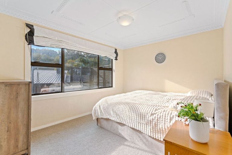Photo of property in 17 Colquhoun Street, Glenross, Dunedin, 9011