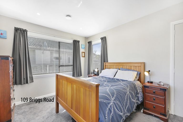 Photo of property in 107 Briggs Road, Shirley, Christchurch, 8052