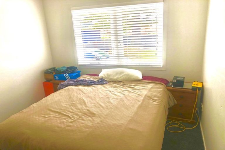 Photo of property in 40 Pooks Road, Ranui, Auckland, 0612