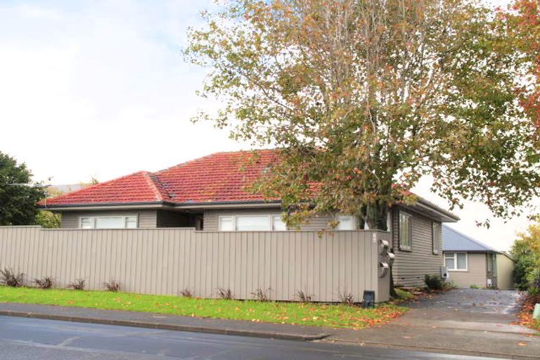 Photo of property in 160a Ridge Road, Howick, Auckland, 2014