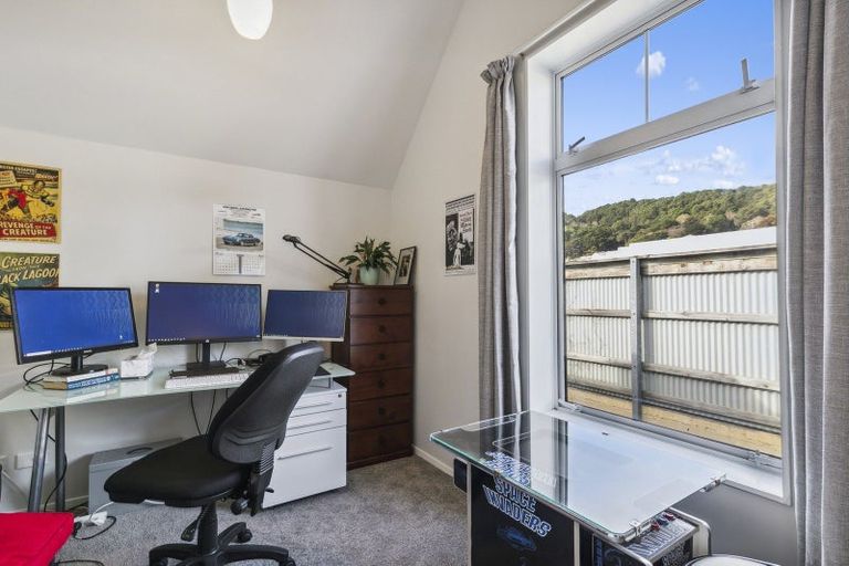 Photo of property in Pirie Street Townhouses, 32/35 Pirie Street, Mount Victoria, Wellington, 6011