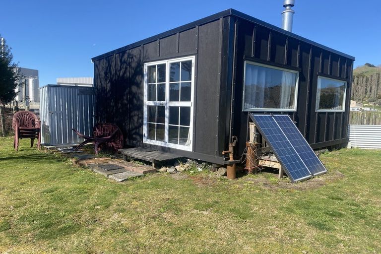 Photo of property in 18 Racecourse Road, Manunui, Taumarunui, 3992