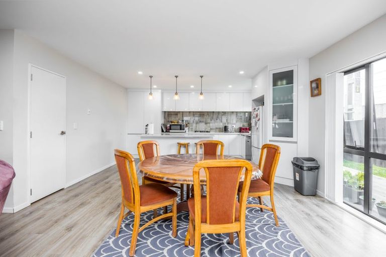 Photo of property in 33a Clendon Avenue, Papatoetoe, Auckland, 2025