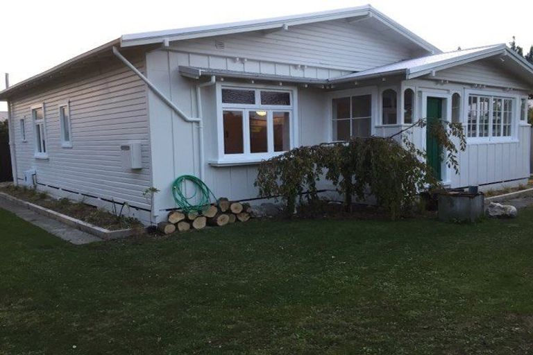 Photo of property in 917 Heretaunga Street East, Parkvale, Hastings, 4122