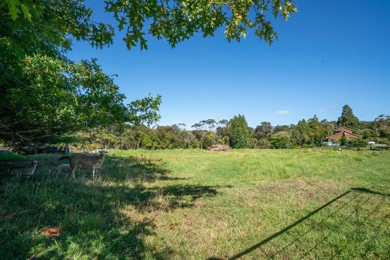 Photo of property in 413 Henderson Valley Road, Henderson Valley, Auckland, 0612