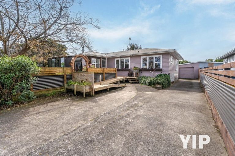 Photo of property in 5 Coleman Street, Paraparaumu, 5032