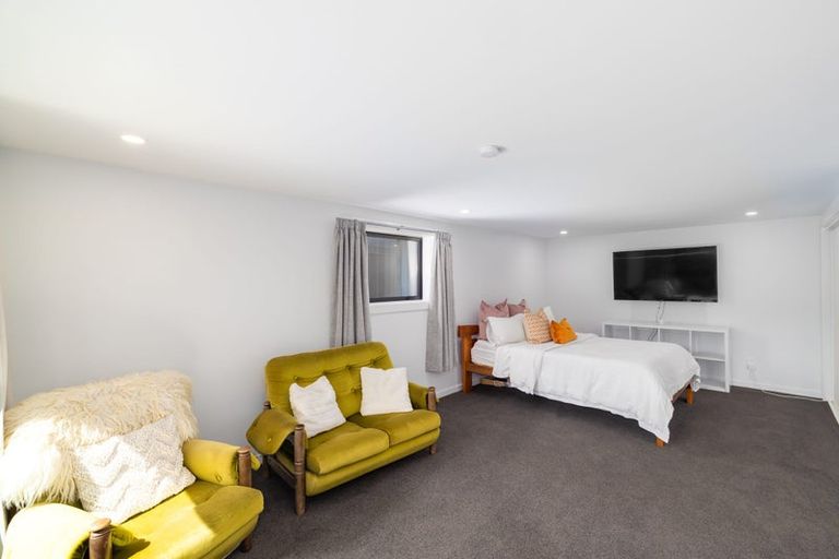 Photo of property in 190 Estuary Road, South New Brighton, Christchurch, 8062