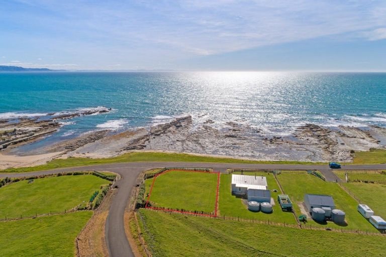 Photo of property in 934 Mahia East Coast Road, Mahia, 4198