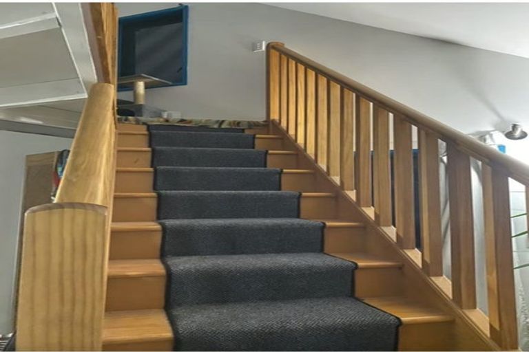 Photo of property in 341 Upper Harbour Drive, Greenhithe, Auckland, 0632