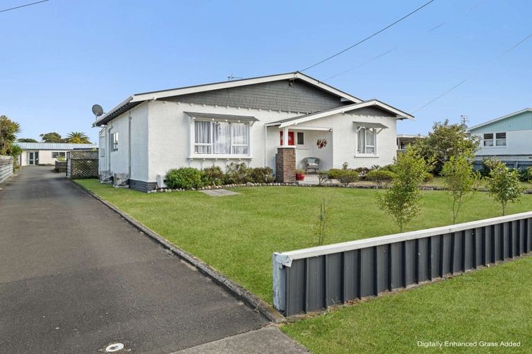 Photo of property in 33 Moore Avenue, Tawhero, Whanganui, 4501