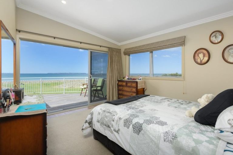 Photo of property in 1011 Papamoa Beach Road, Papamoa Beach, Papamoa, 3118