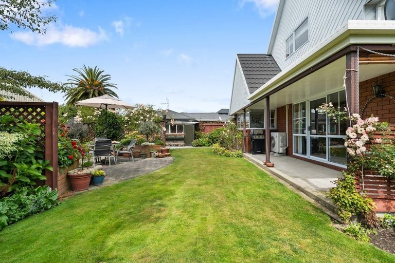 Photo of property in 32 Townshend Crescent, Halswell, Christchurch, 8025