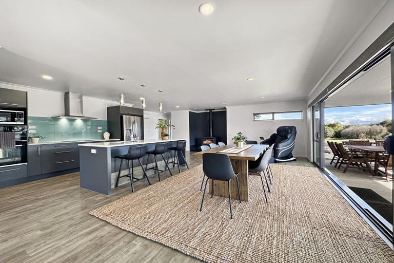 Photo of property in 12 Lacebark Drive, Kinloch, Taupo, 3377