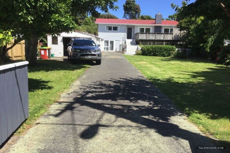 Photo of property in 10 Grange Park Avenue, Raumati South, Paraparaumu, 5032