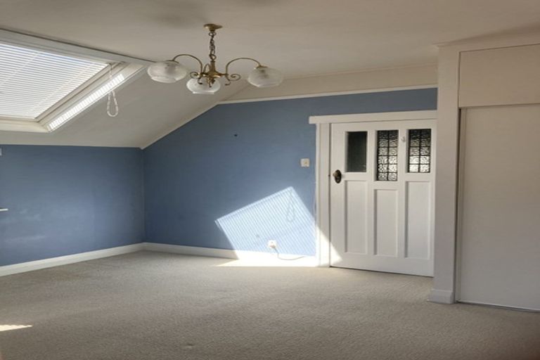 Photo of property in 30 Austin Street, Mount Victoria, Wellington, 6011