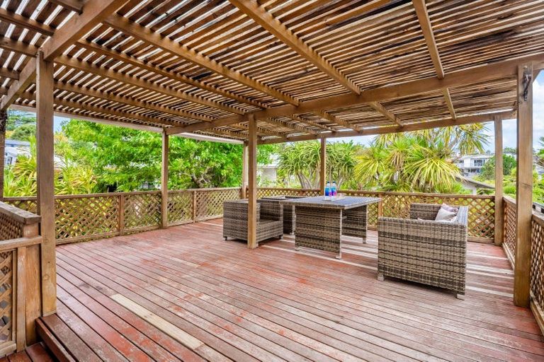 Photo of property in 85 Evelyn Road, Cockle Bay, Auckland, 2014