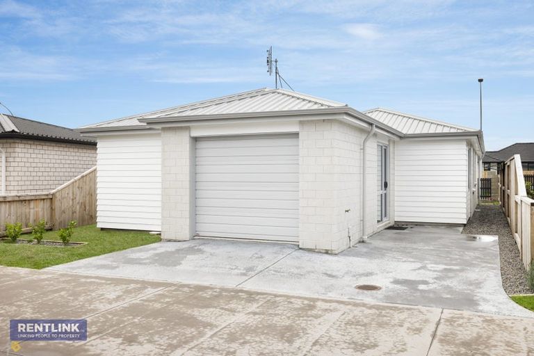 Photo of property in 182 Te Okuroa Drive, Papamoa, 3118