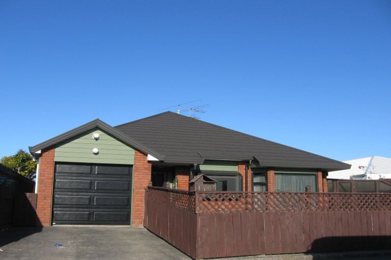 Photo of property in 17 Bristol Square, Hutt Central, Lower Hutt, 5010