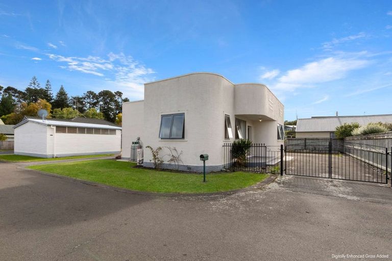 Photo of property in 102 Peakes Road, Springvale, Whanganui, 4501