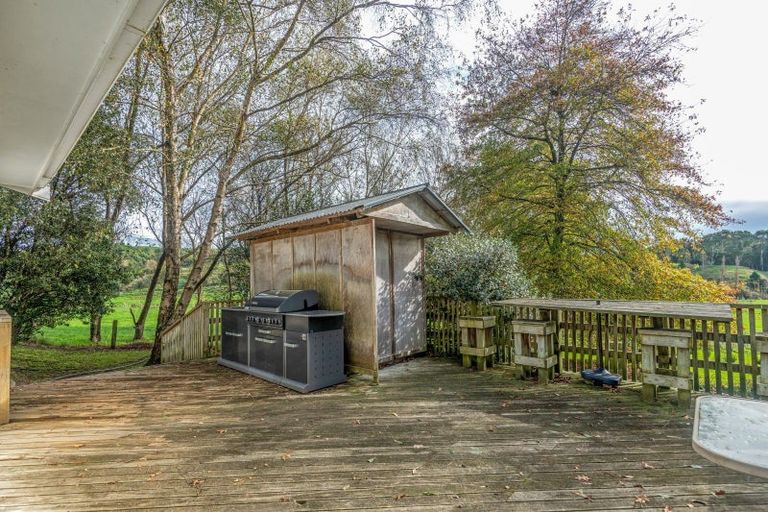 Photo of property in 83 Ridge Road North, Mangatainoka, Pahiatua, 4982