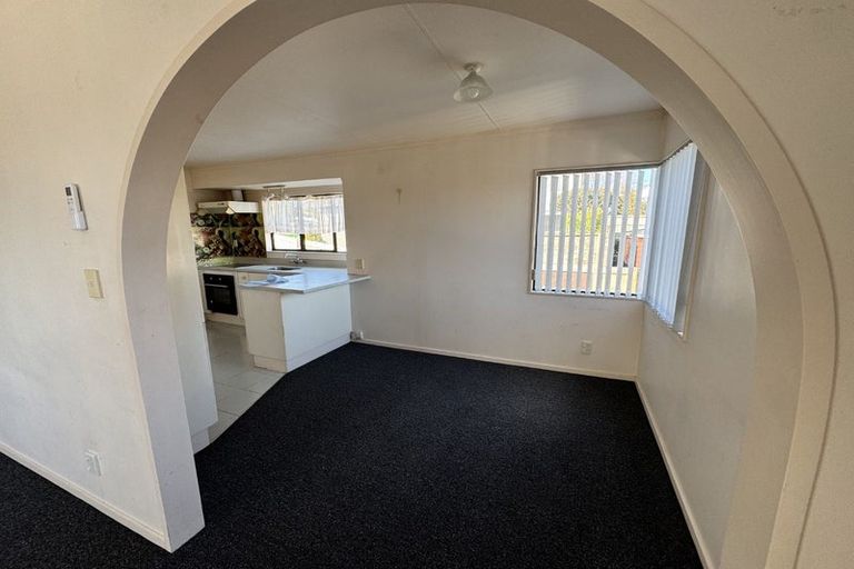 Photo of property in 1/157 Whitford Road, Somerville, Auckland, 2014