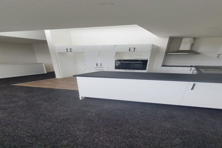 Photo of property in 9/22 Bay Drive, Titahi Bay, Porirua, 5022