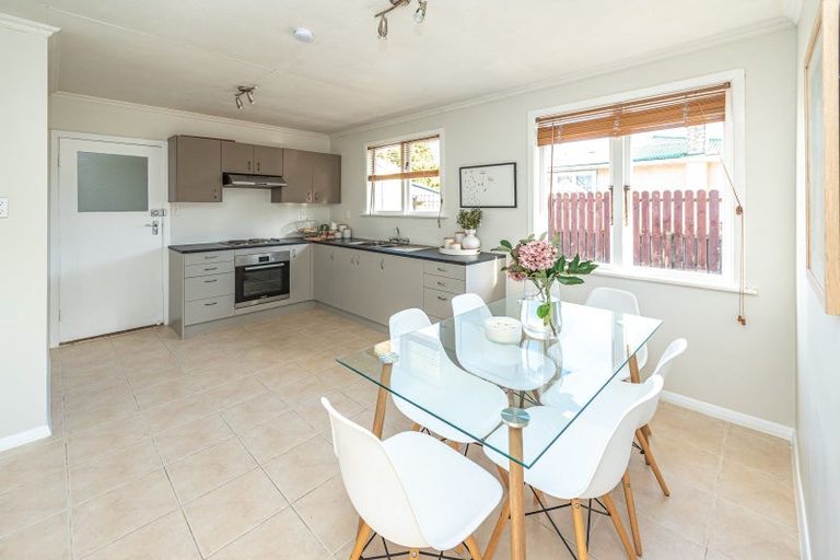 Photo of property in 27 Paterson Street, Aramoho, Whanganui, 4500