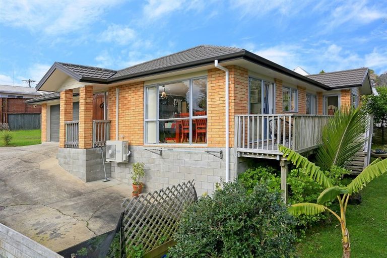Photo of property in 25 Simpson Road, Ranui, Auckland, 0612