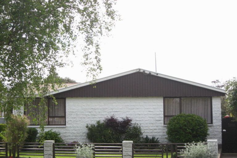 Photo of property in 244 Grimseys Road, Redwood, Christchurch, 8051