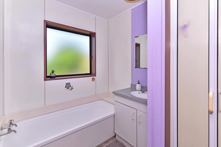 Photo of property in 17b Alexander Street, Papakura, 2110