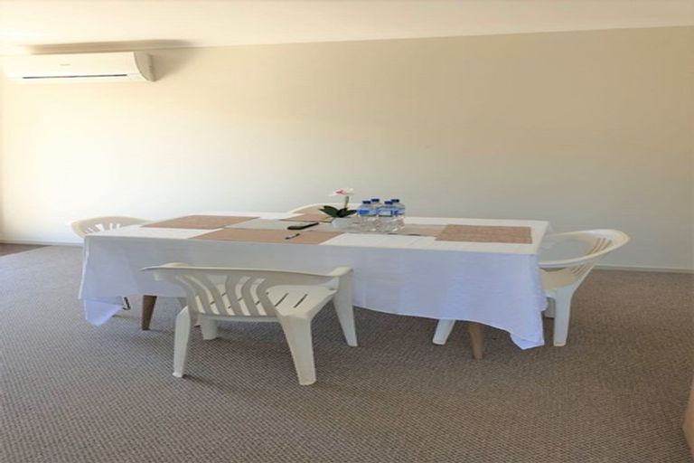 Photo of property in 14 Frederick Place, Whalers Gate, New Plymouth, 4310