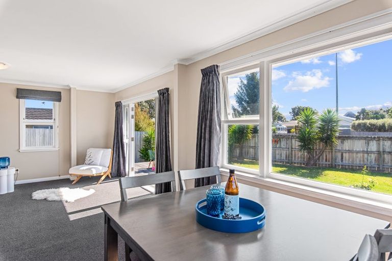 Photo of property in 16 Anthony Grove, Paraparaumu Beach, Paraparaumu, 5032